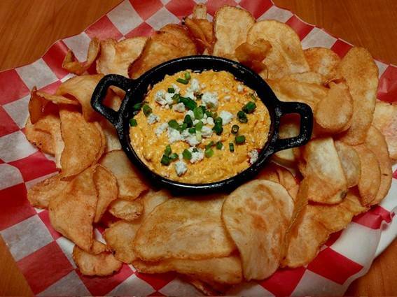 Creamy Buffalo Chicken Dip