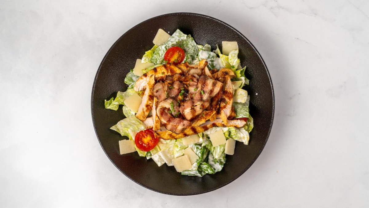 Caesarsallad med Kyckling and Bacon