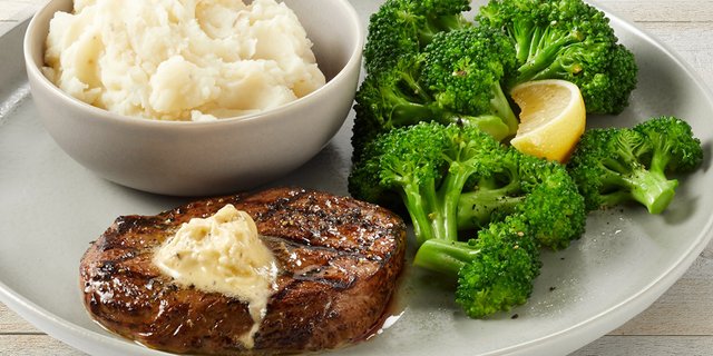 8 Oz Sirloin