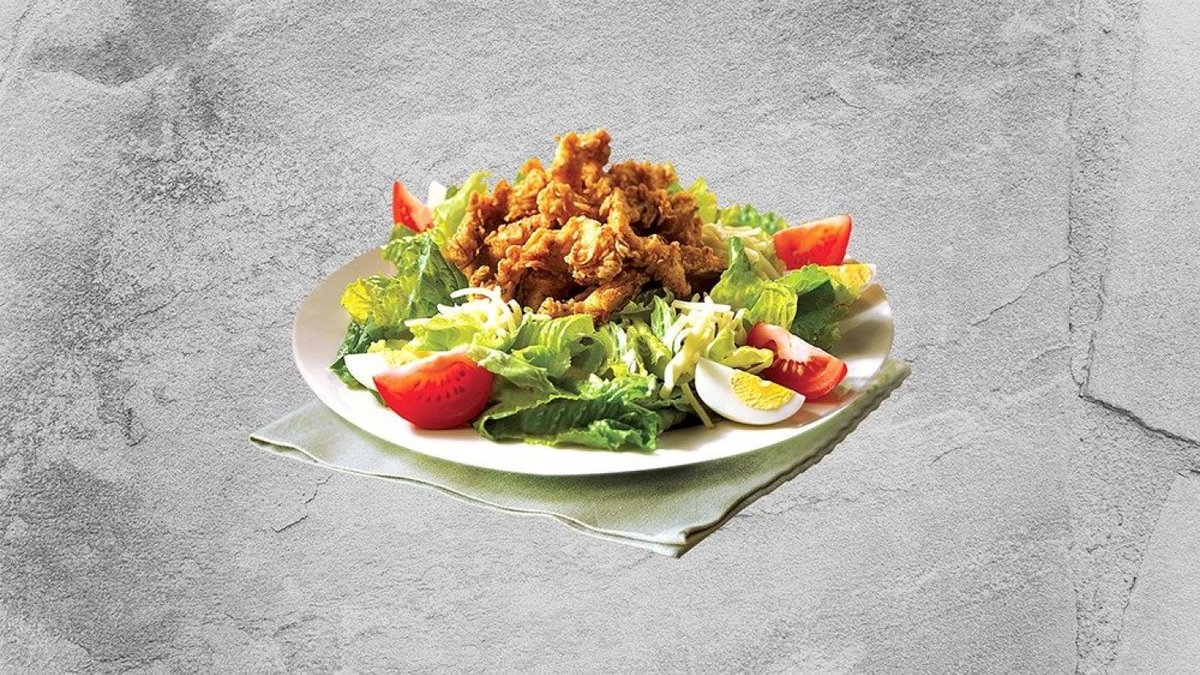 Cajun Fried Chicken Salad