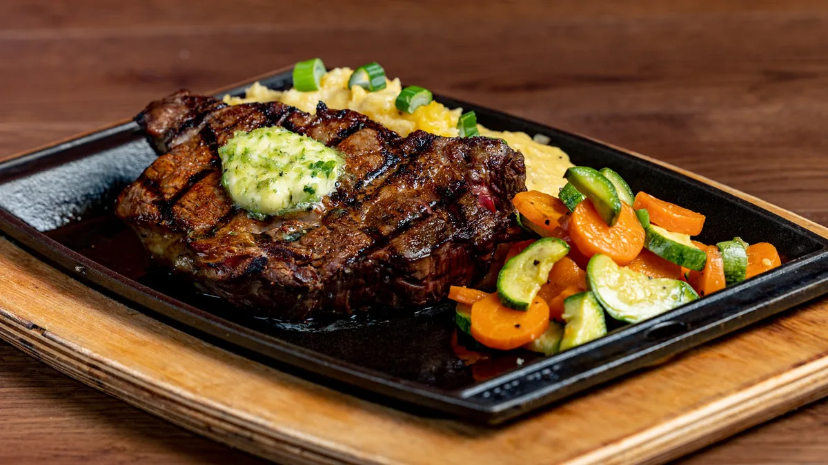 Black Angus Rib-Eye Steak