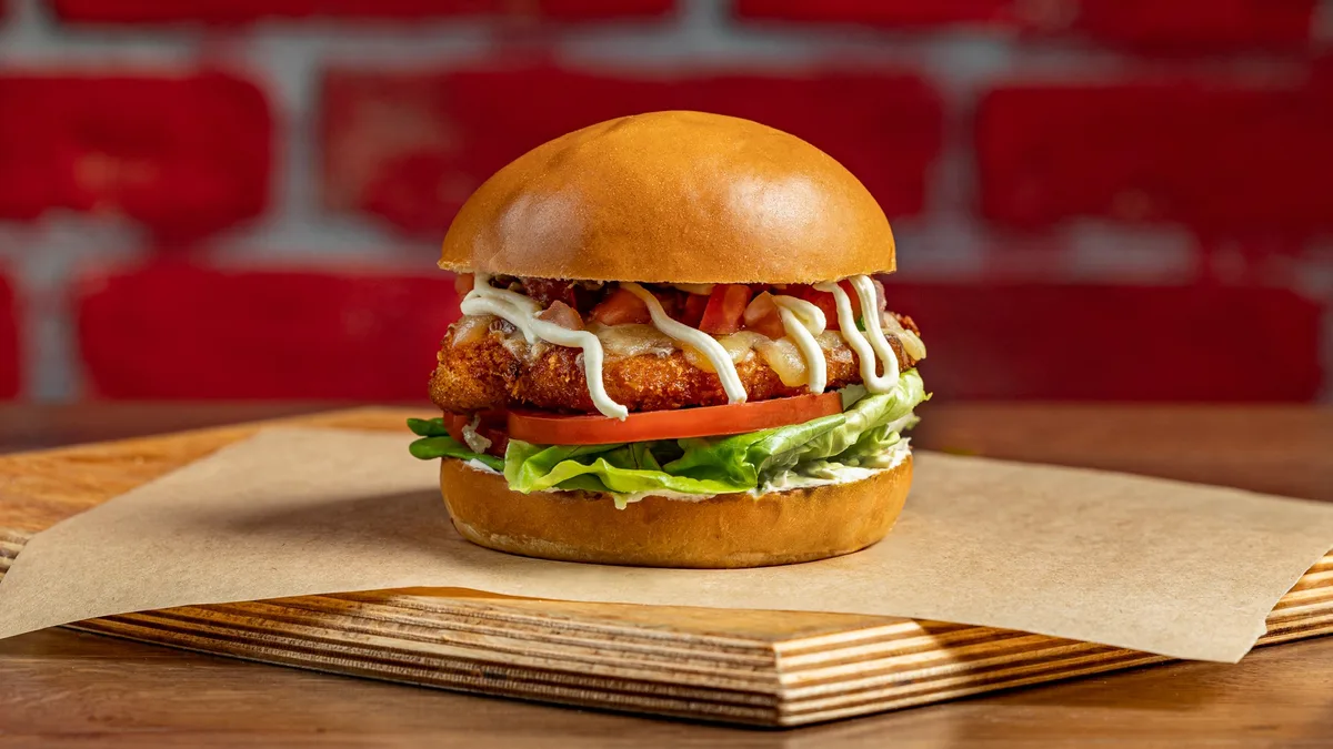 Crispy Fried Chicken Burger