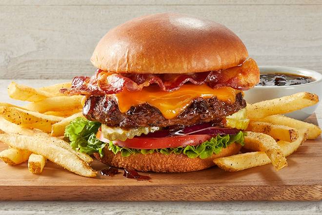 FRIDAYS Signature Whiskey-Glaze Burger