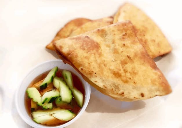 L Curry Puffs