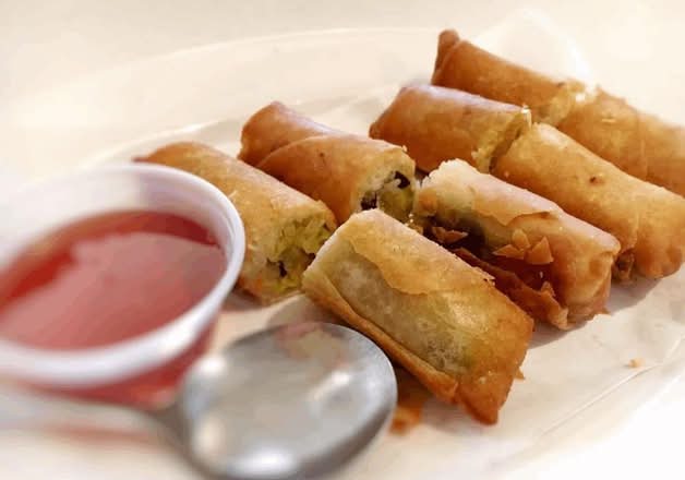 L Deep Fried Spring Rolls (Vegetarian)