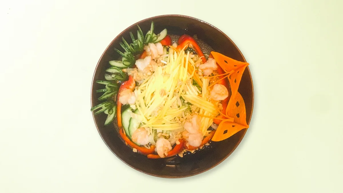 11c. Mangosalat mit Garnelen