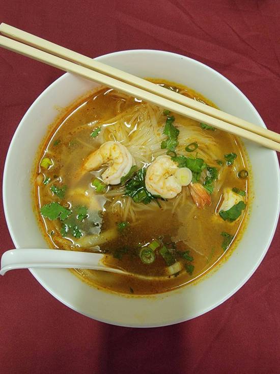 NS 6. Tom yum noodles