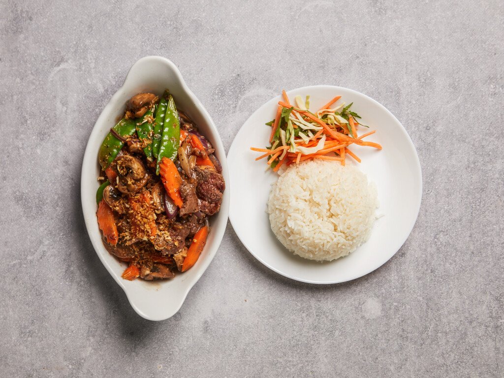 Pad Kratiam Prik Thai