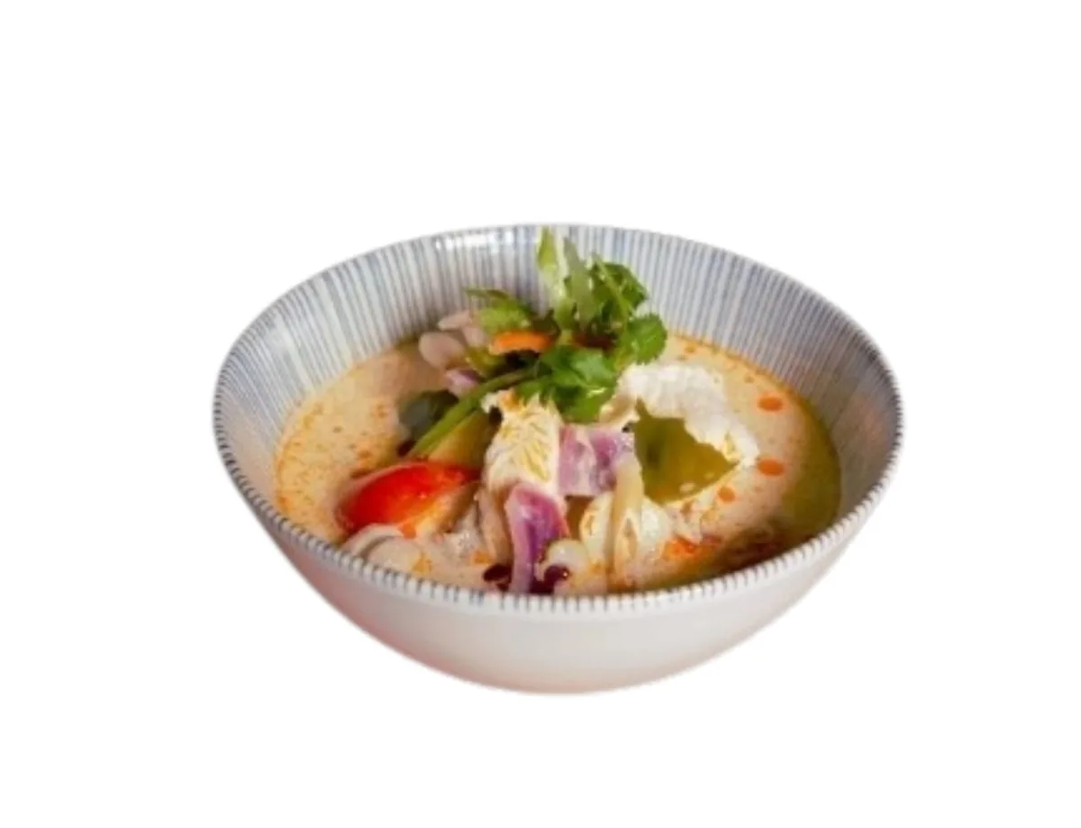 * Tom Yum coconut seafood/Tom Yum Talay Nam Khon