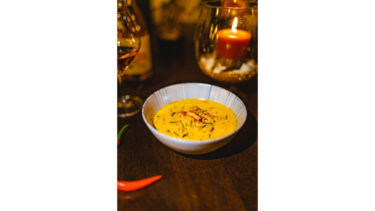 * * *YELLLOW CURRY