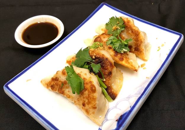 Fried Pork Dumpling (Gyoza)