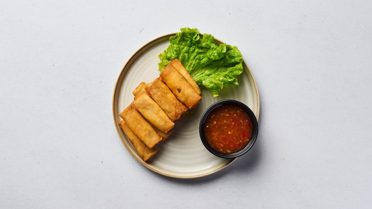 4. Vegetariska Vårrullar med Hemlagad Sweet Chilisås