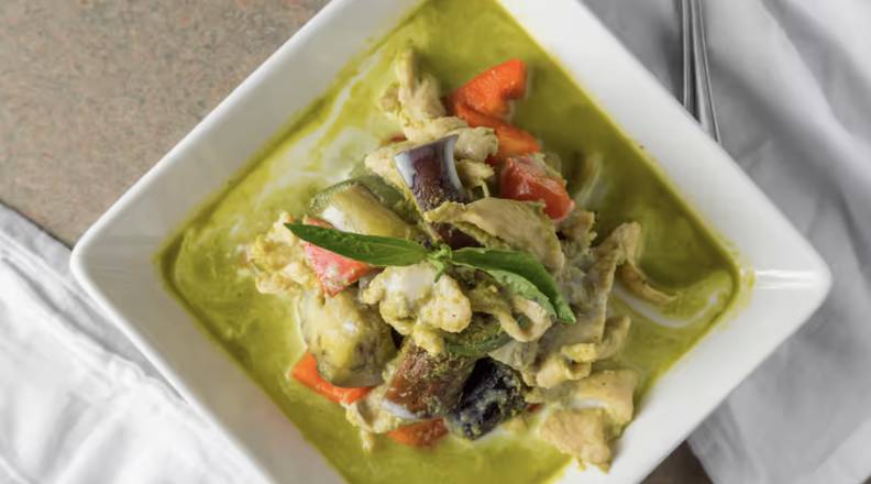 C2. Spicy Green Curry