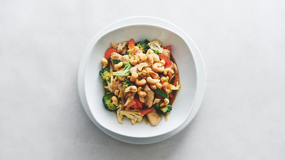 16. Phad Ruammit