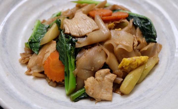 22. Pad See Ew