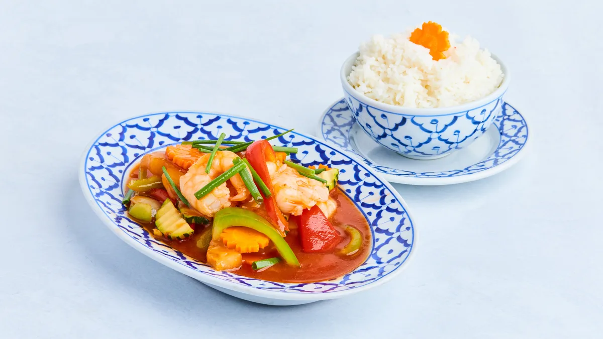 21. Pad Priew Wan Goong