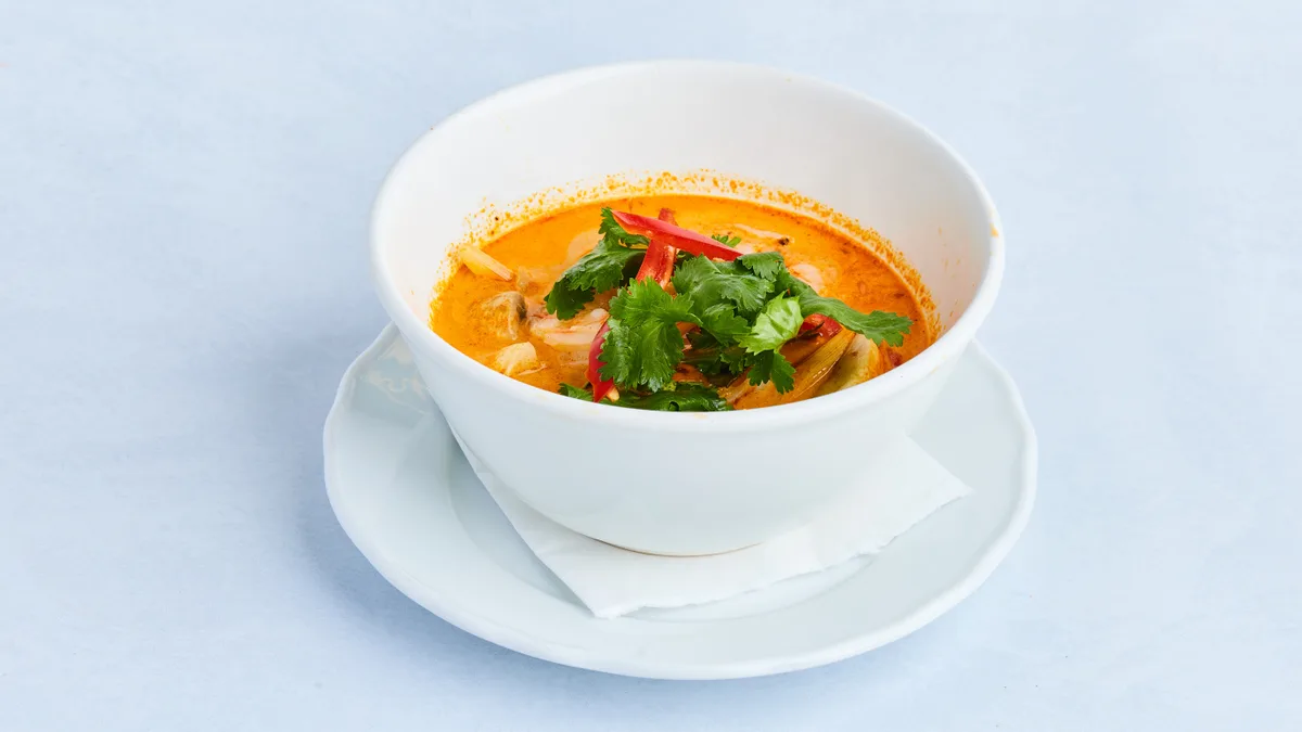 6. Tom Yum Goong 🌶