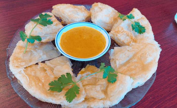 Roti with Yellow Curry Sauce