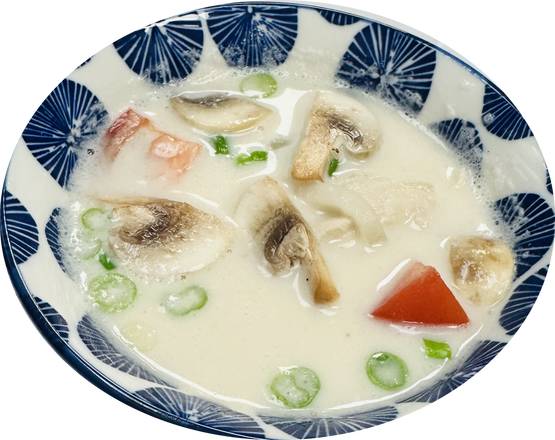 Tom Kha
