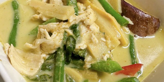 Green Curry Tray