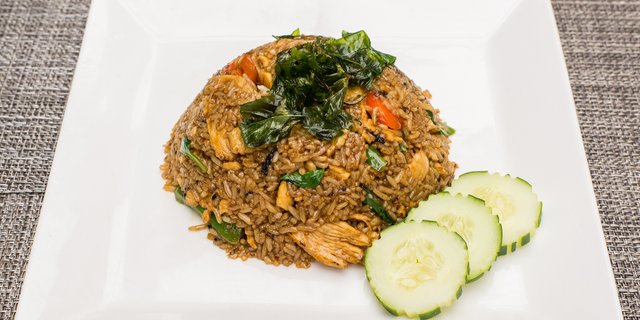 Spicy Basil Fried Rice Tray