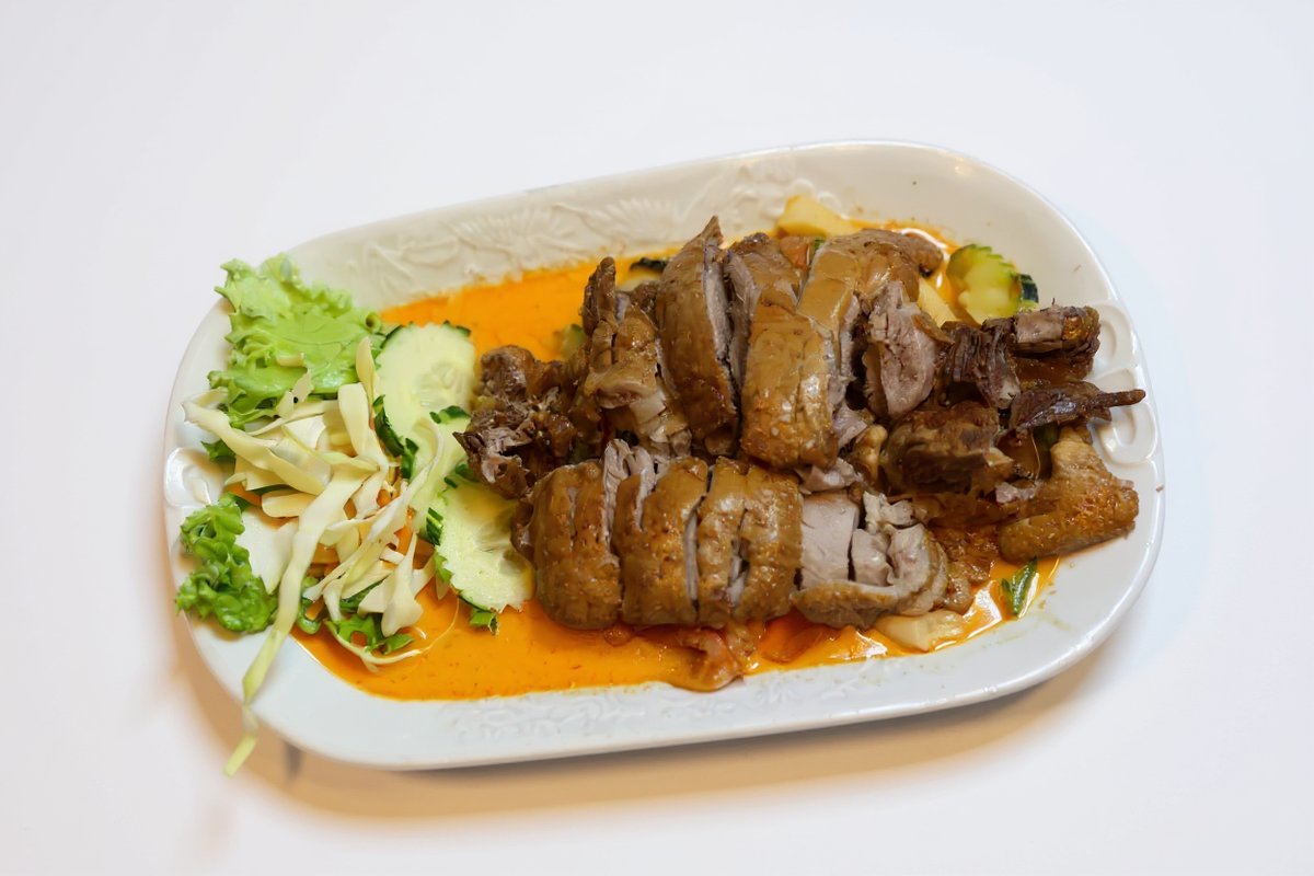 37. Gaeng Pad Phed