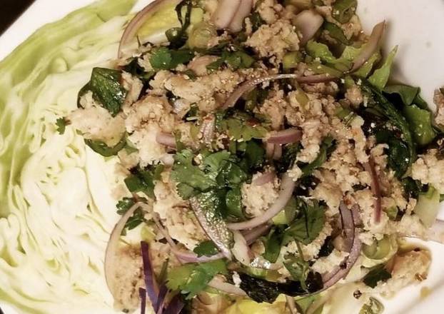 Larb Kai (Chicken Salad)