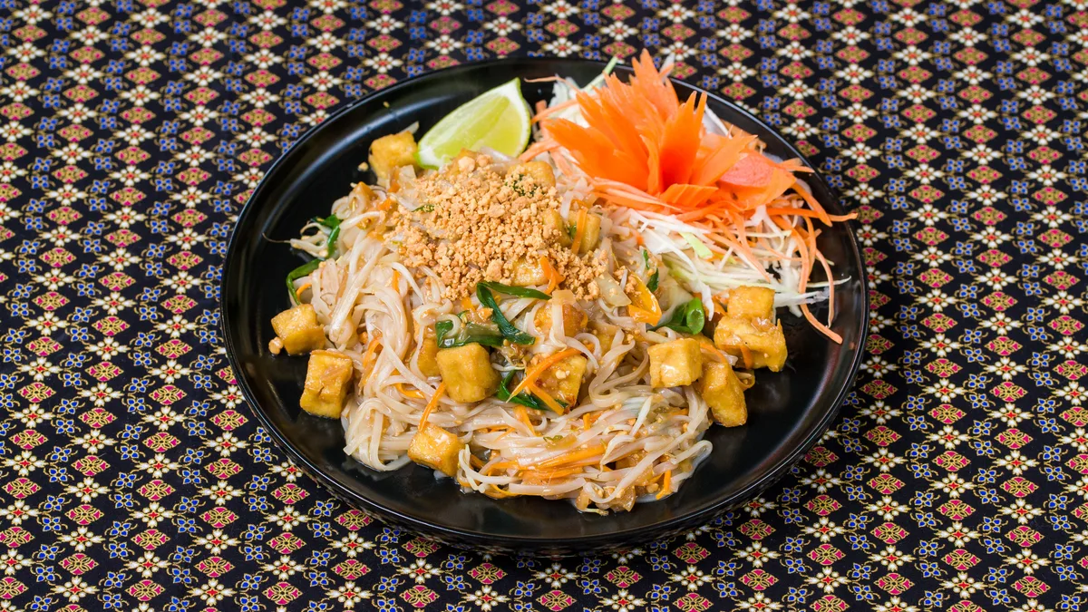 71. Pad Thai  - TOFU