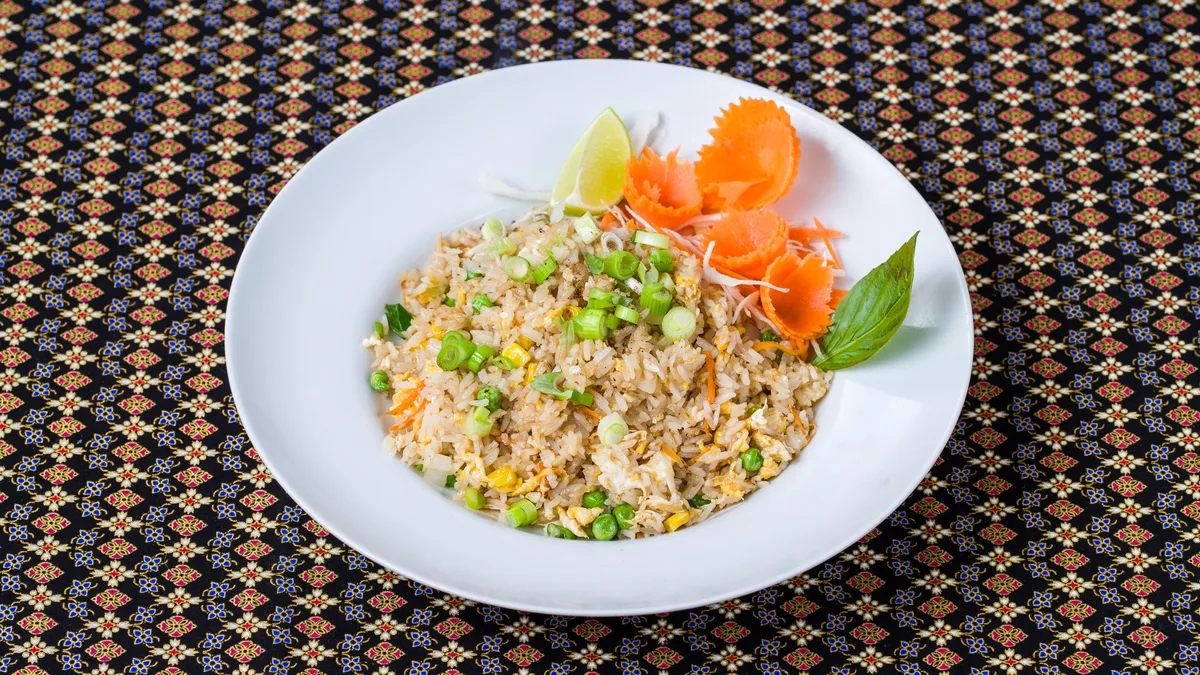 Khao Pad - s výběrem masa