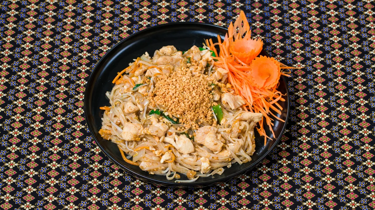 Pad Thai - s výběrem masa