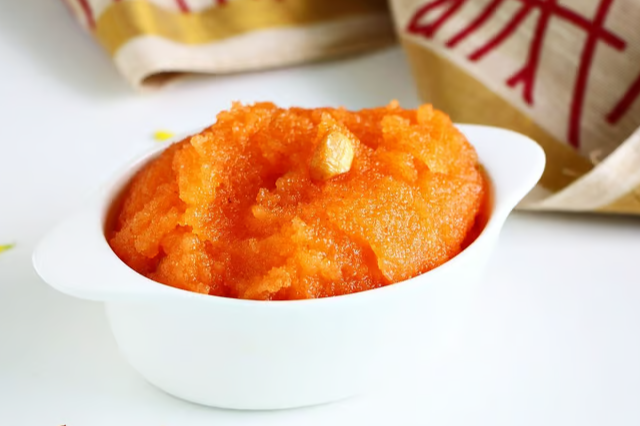 Rava Kesari (Thanjai Special Dessert)