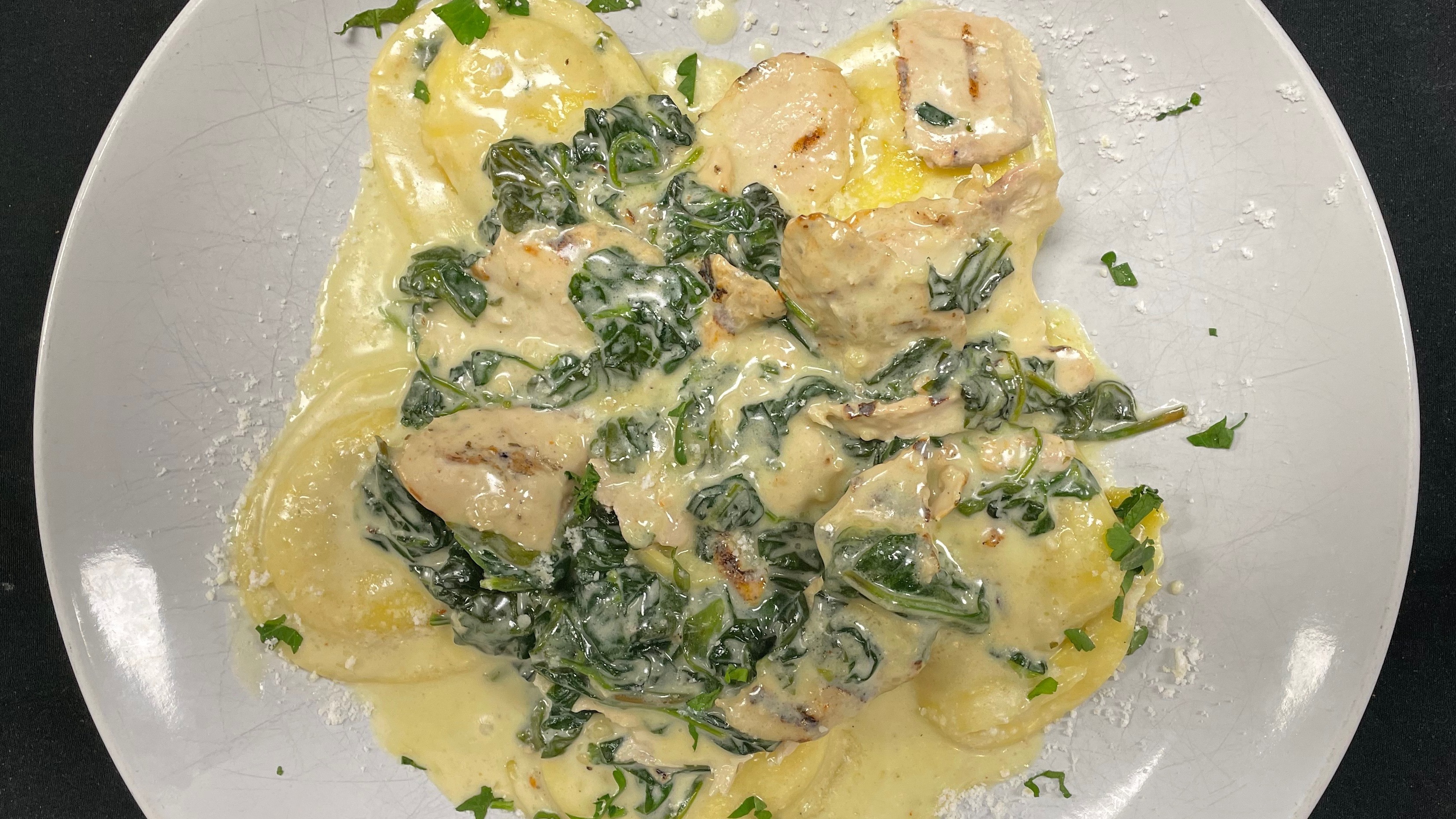 Ravioli Chicken and Spinach Alfredo