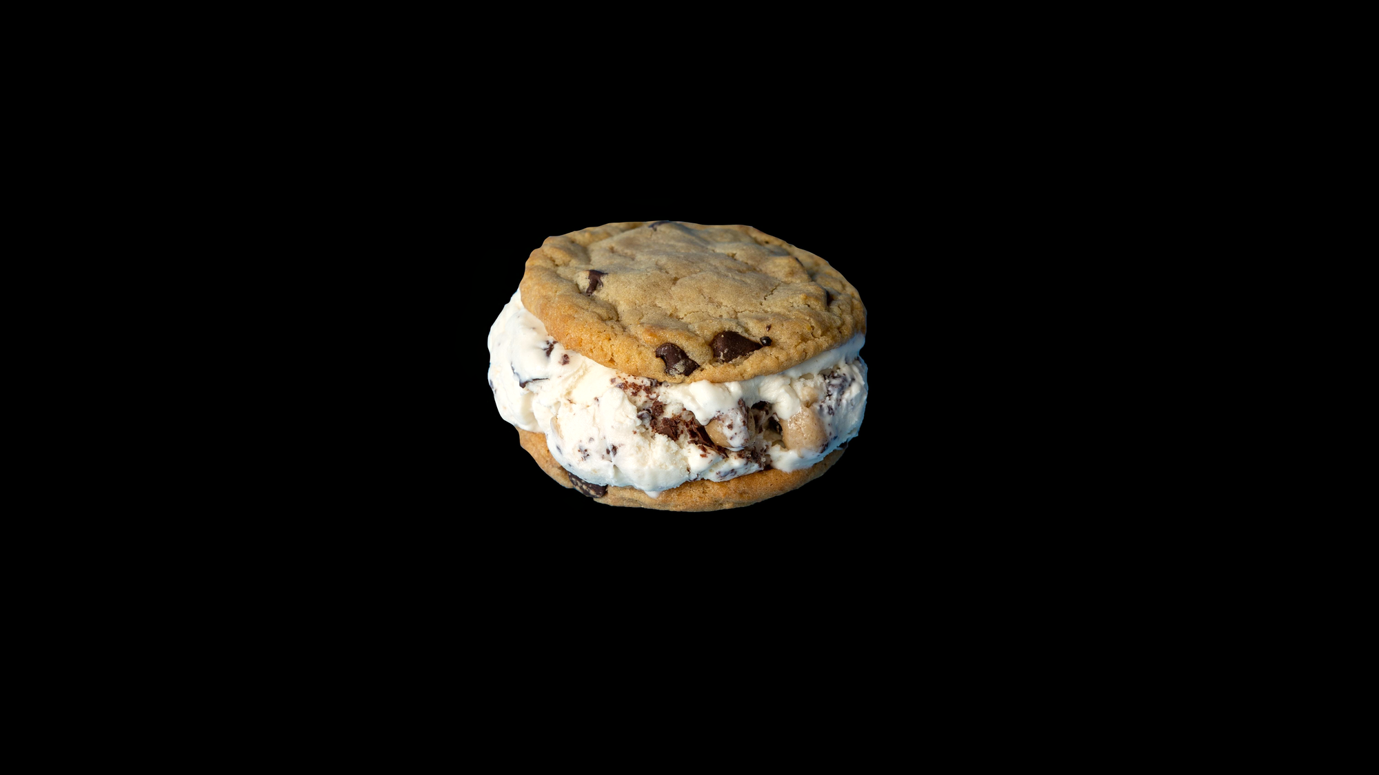 Chocolate Chip Cookies w/ Cookie Dough Ice Cream