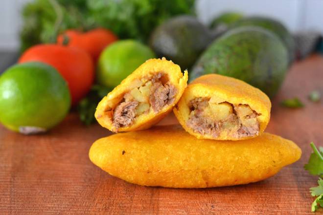 Empanada Colombiana de Carne