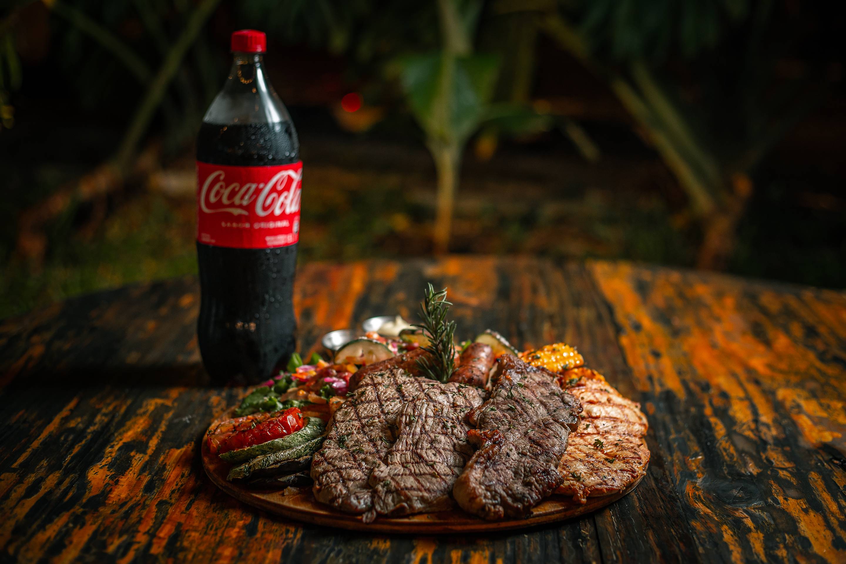 Promo Parrillada con Bebida 1.5 L