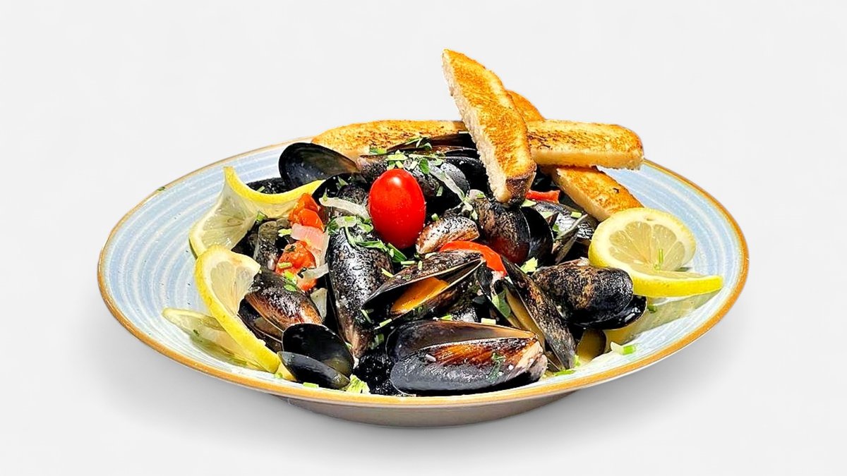 Scoici cu sos mediteranean