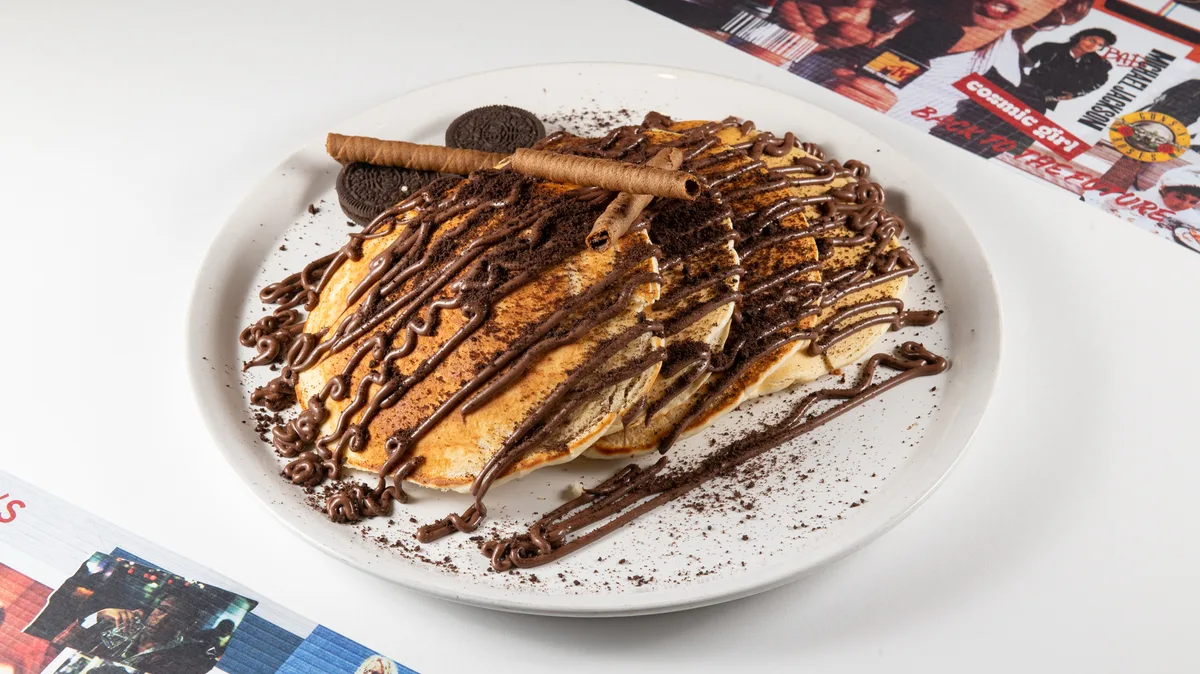 Pancakes Πραλίνα Φουντούκι, Κομμάτια Oreo και Caprice