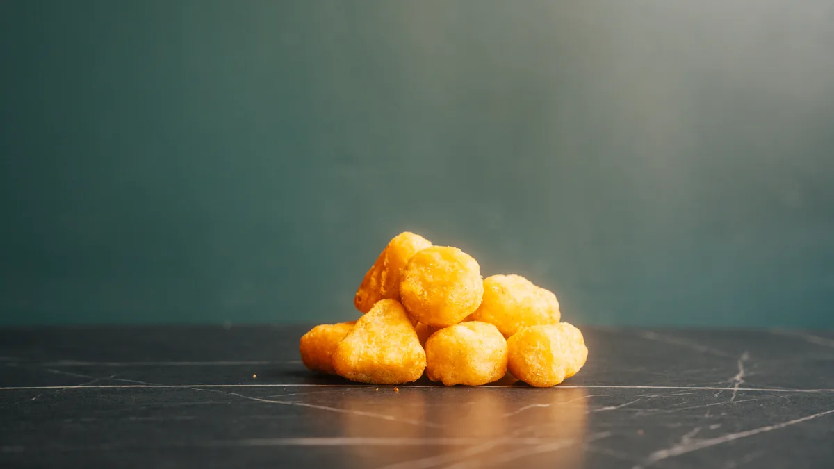 7 Chili Cheese Tops