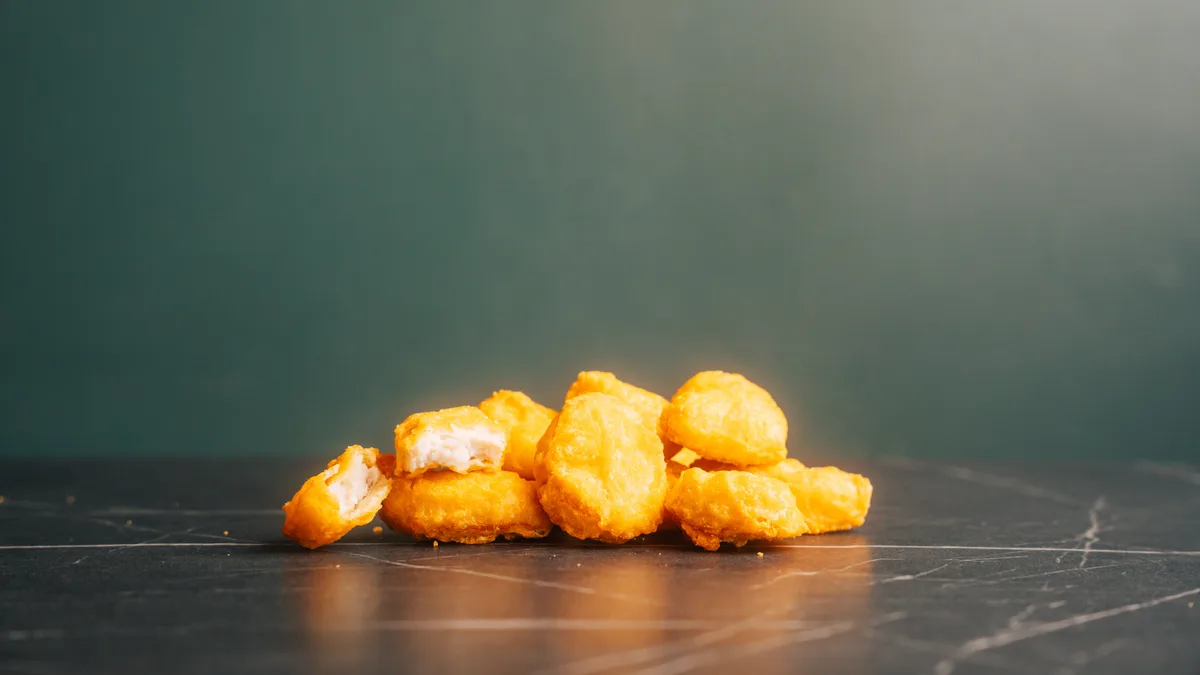10 Chicken Nuggets Combo