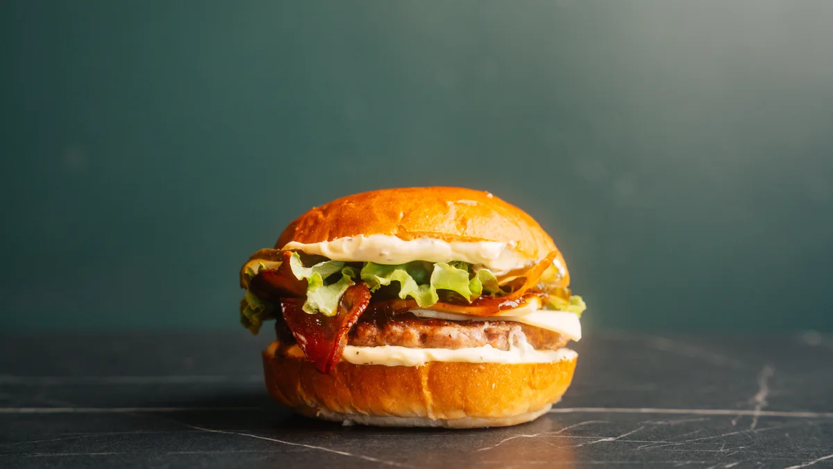 Beef Bearnaise Burger