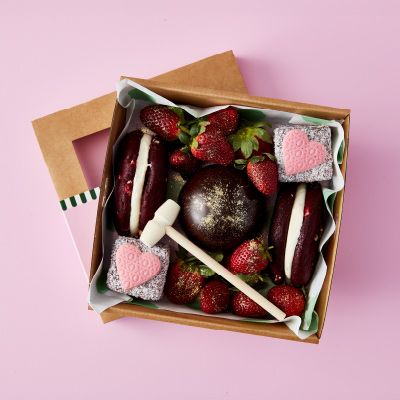 Valentine’s Day Dessert Box