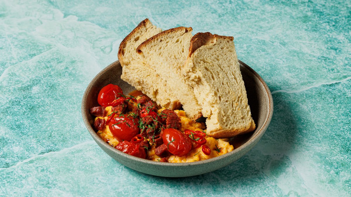 Spicy Scrambled Eggs