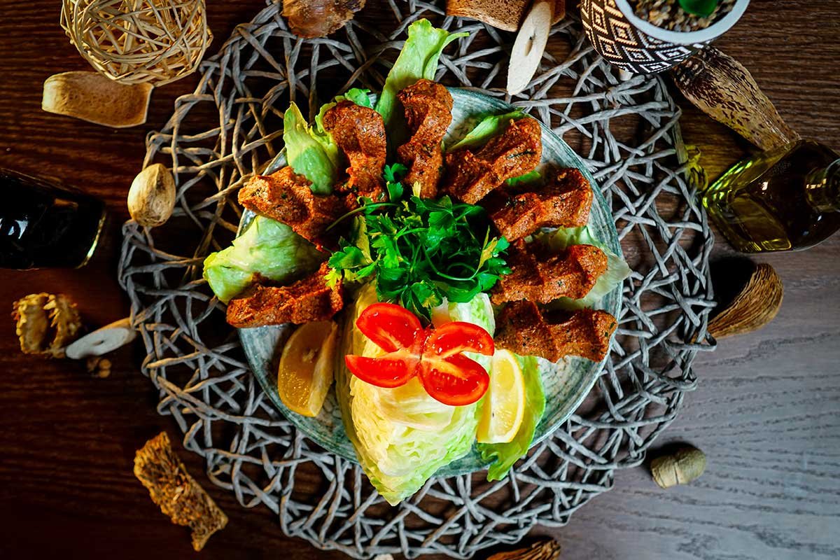 Cig Kofte Plate