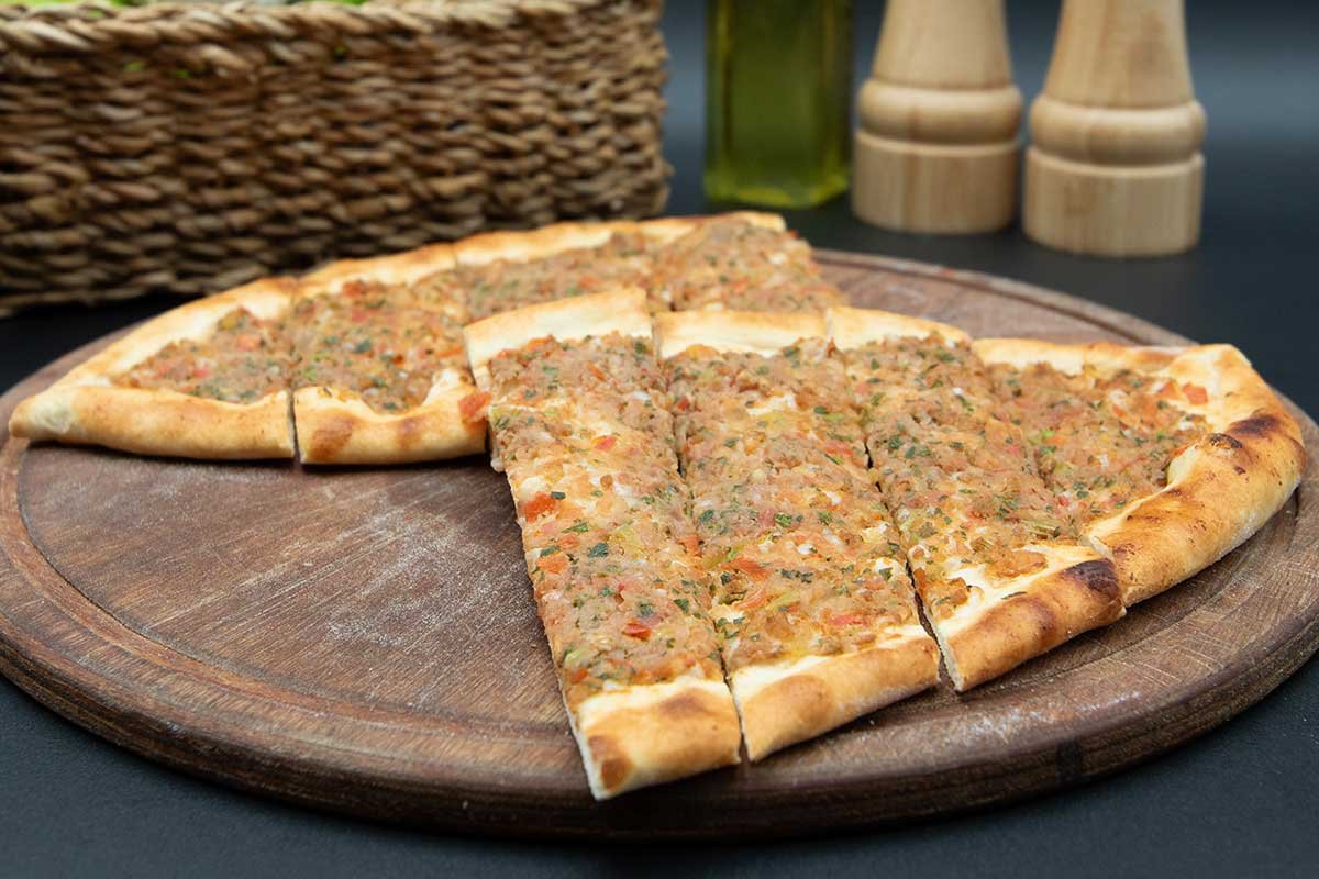 Minced Beef Pide