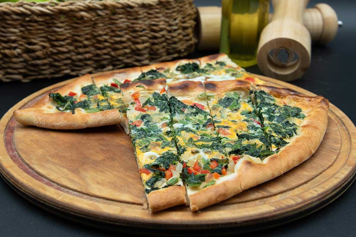 Spinach with Egg Pide