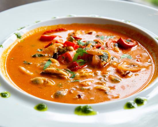 Creamy Tomato Basil Soup Bowl