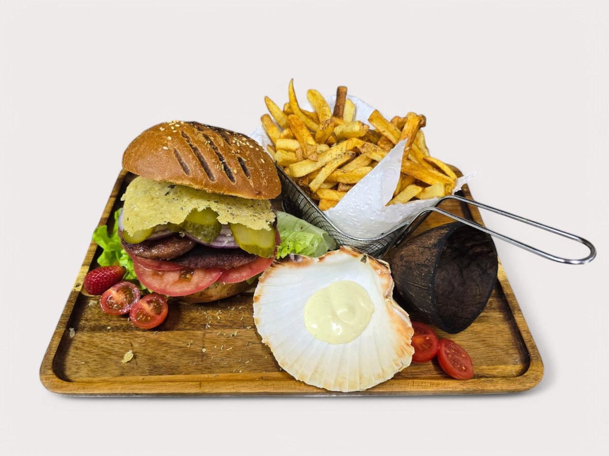Love Burger + French Fries + Coca Cola + Sos