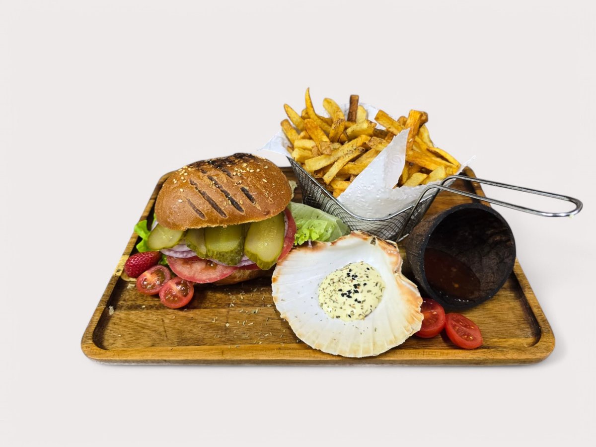Vegetable Burger + French Fries + Coca Cola + Sos