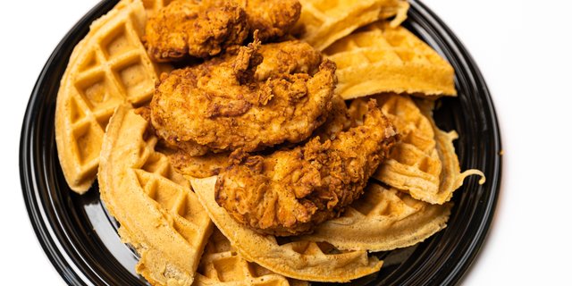 Bistro Chicken and Waffle