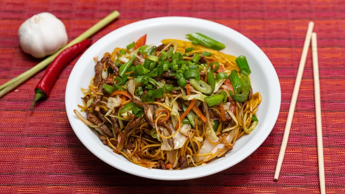135. Duck Chow Mein